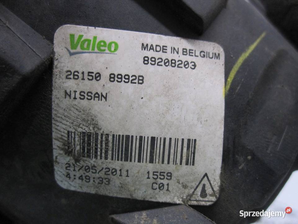 NISSAN JUKE 11r halogen lewy przód 89210600