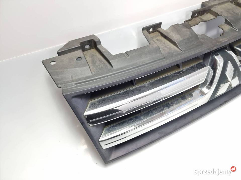 GRILL ATRAPA MITSHUBISHI PAJERO IV 7450A150 Lipno