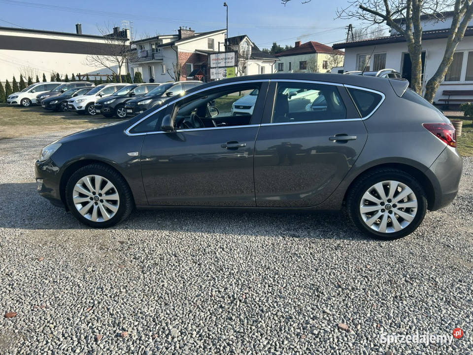 Opel Astra Cosmo J 20092019 Nowe Iganie
