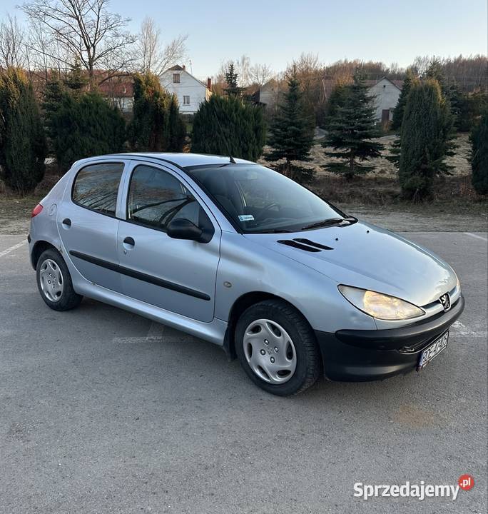 Peugeot 206 11 benzyna 2000r nieuszkodzony Samochody osobowe podkarpackie Pilzno