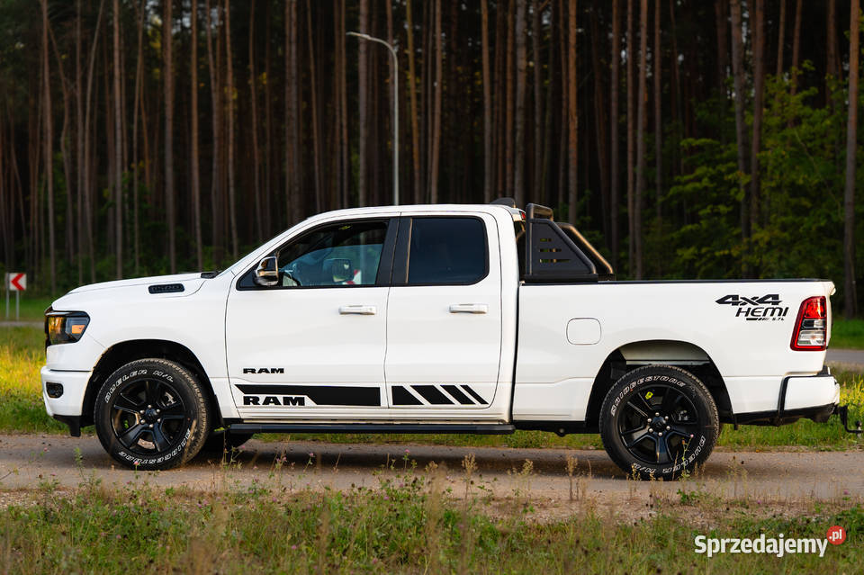 RAM 1500 57 HEMI 4X4 MAŁY PRZEBIEG LPG poduszka powietrzna Łapy