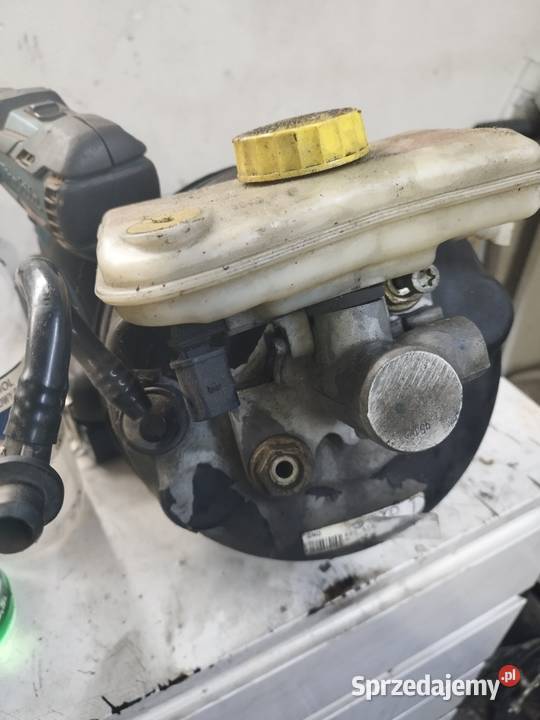 Serwo pompa Audi a4b6 8E0 612 05 J 