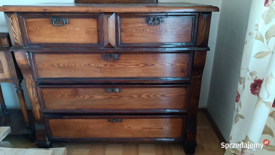 Komoda renowacji Łazy