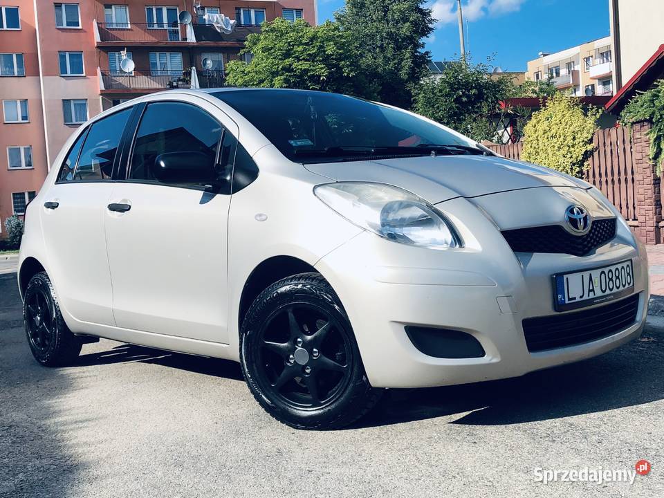 Toyota Yaris FL 10VVTi 69 Klimatyzacja 5drzwi Przeworsk