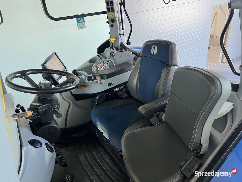 Holland T7175 AutoCommand