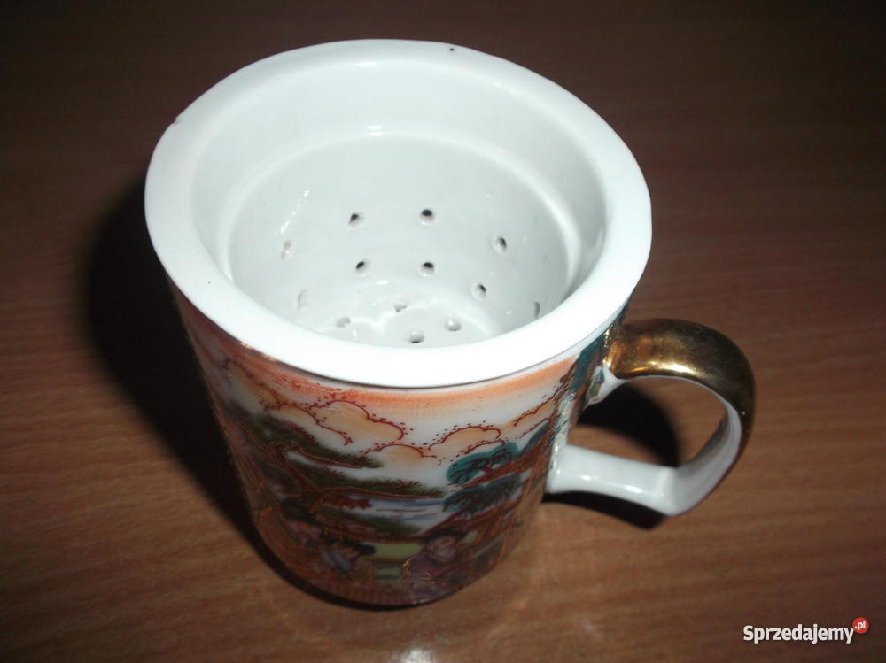 Porcelanowy chiński kubek z zaparzaczem Czersk