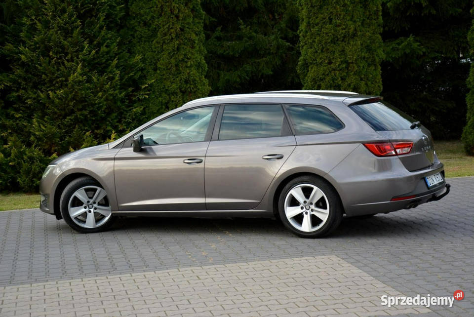 Seat Leon FR Full Led Skóry Navi RadarACC światła przeciwmgielne Ostrów Mazowiecka