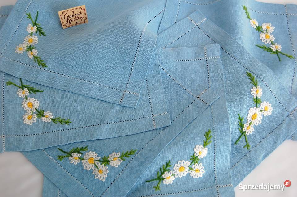 Kwadratowe błękitne serwetki ręcznie haftowane Serwety i serwetki Lublin