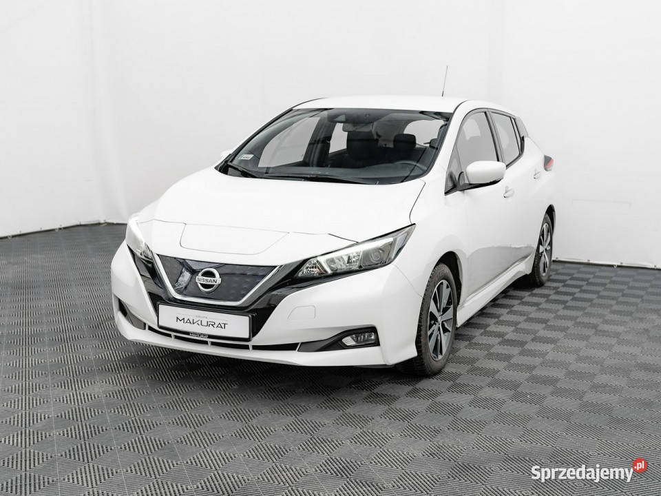 Nissan Leaf WD5061S40kWh Acenta Podgrzf Kcofania elektryczne lusterka Pępowo sprzedam
