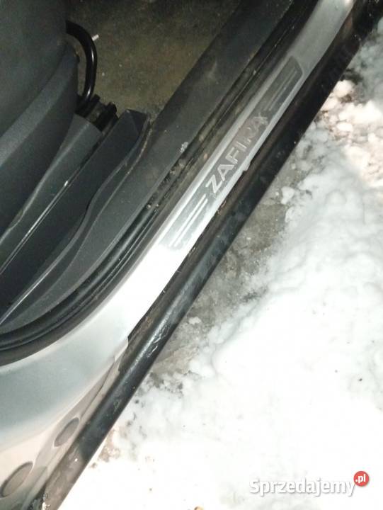 Zafira Opel Cosmo 19 C TDI Uszkodzony silnik Zafira Nowe Laski