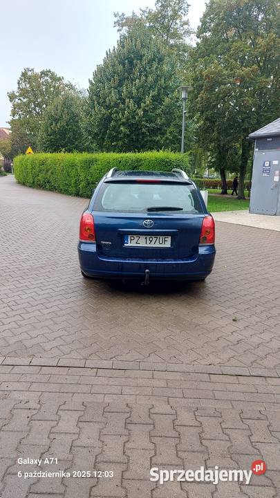 Toyota Avensis 2007 18 benzyna opłacony 1 Chodzież sprzedam