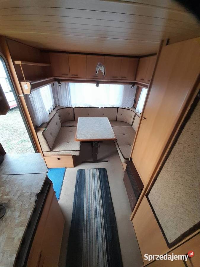 Przyczepa kempingowa z transportem wc 1