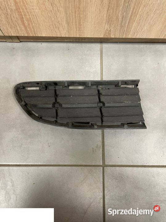 Toyota Rav4 kratka zderzaka lewy przód 2012 Kozubszczyzna