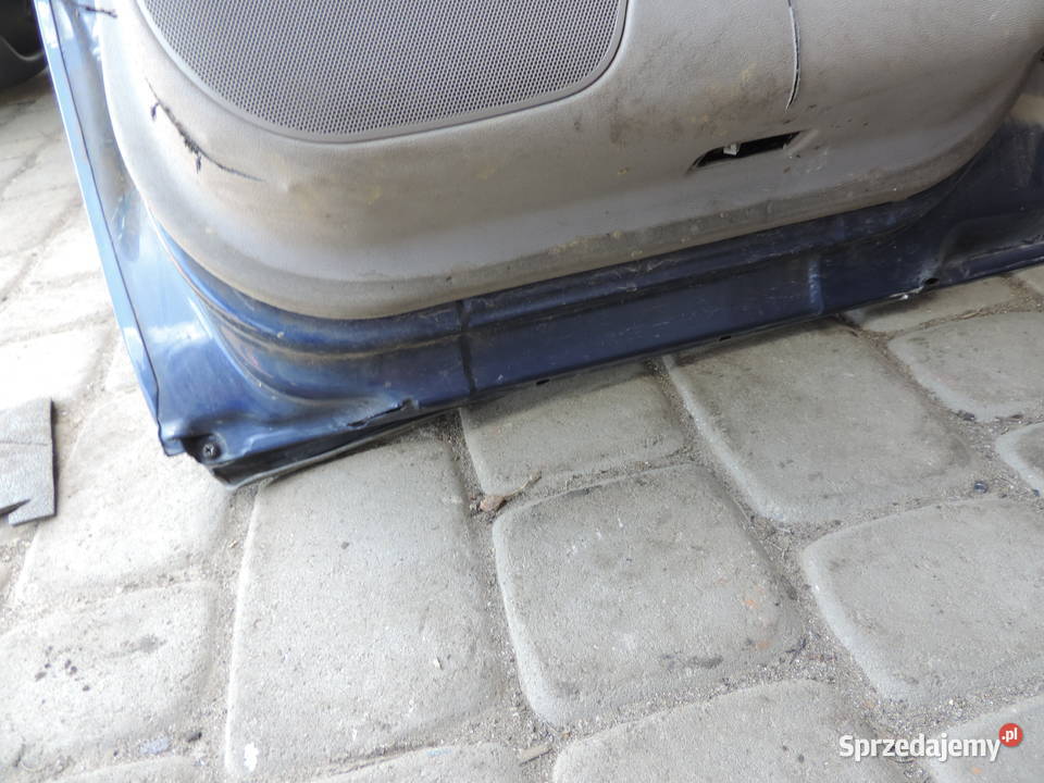 AUDI A3 8L 5D FL DRZWI PRAWY TYŁ LZ5K małopolskie Nowy Sącz