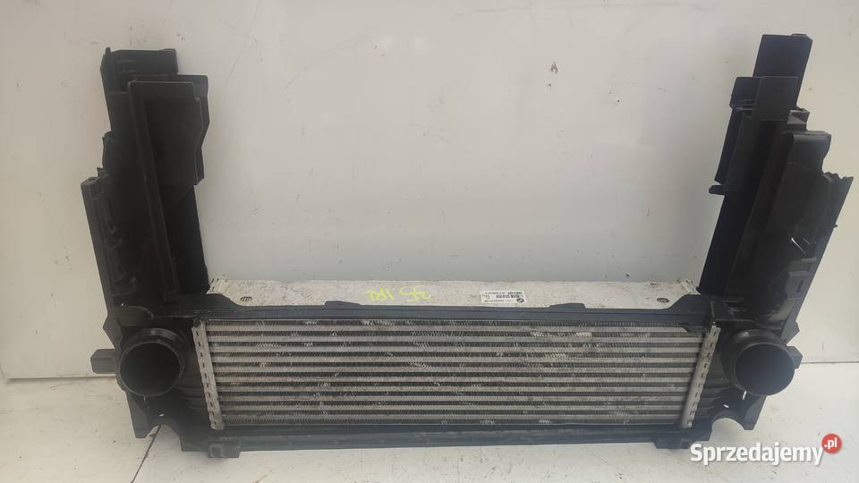 35BMW F10 F11 5 INTERCOOLER CHŁODNICA 1751 osobowe Chłodnice powietrza (intercoolery) sprzedam