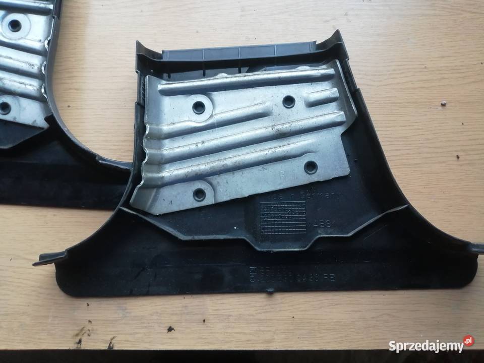 Osłony plastikowe na słupki B Mercedes w202 Kosarzew-Stróża