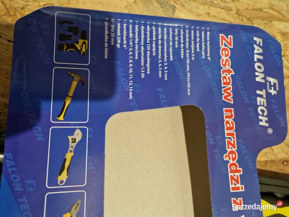 Zestaw narzędzi wkrętarka młotek szczypce 68el Głogowa