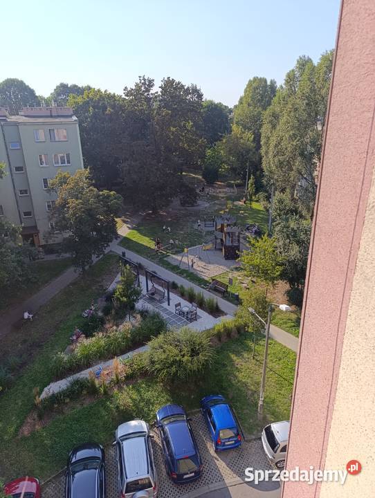 Mieszkanie na sprzedaż trzy pokojowe 57 metrów blok sprzedam