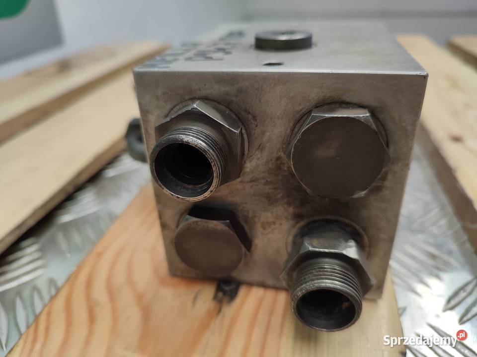 Blok hydrauliczny Merlo P347 TOP 057151390335010 Wilkowo