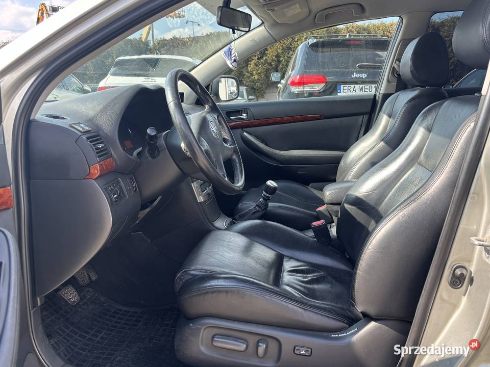 Toyota Avensis 2006r GWARANCJA Rok produkcji 2006