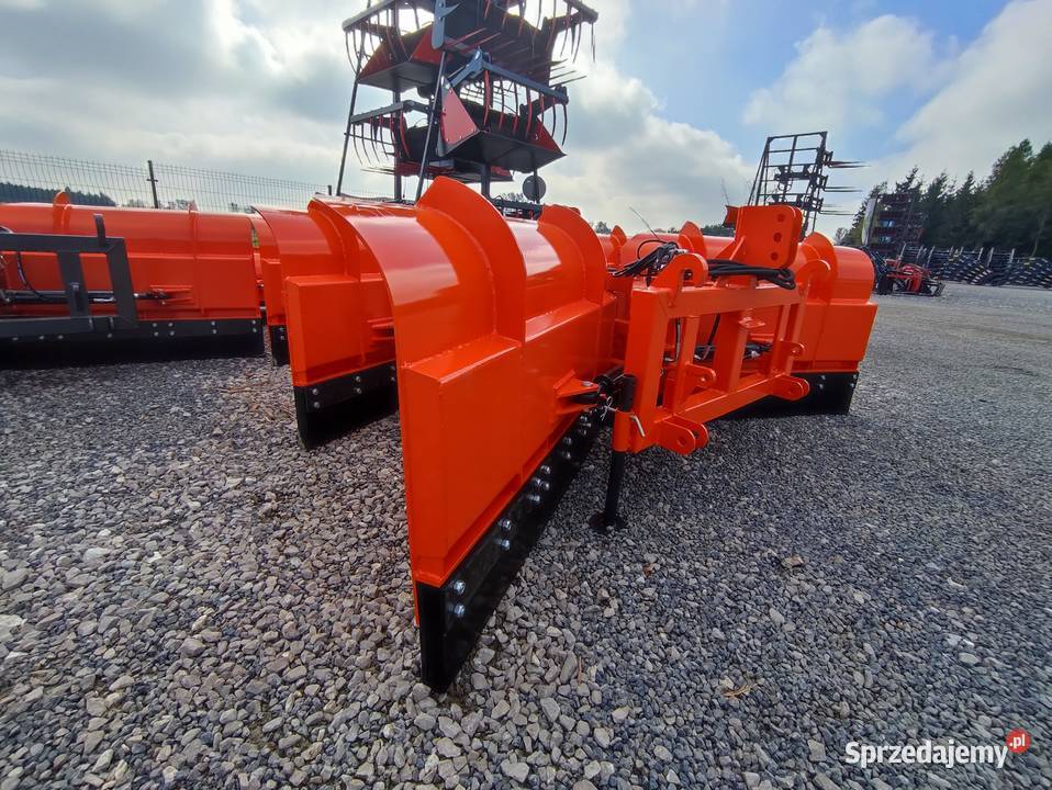 Pług do śniegu do tura tuza strzałka Metal