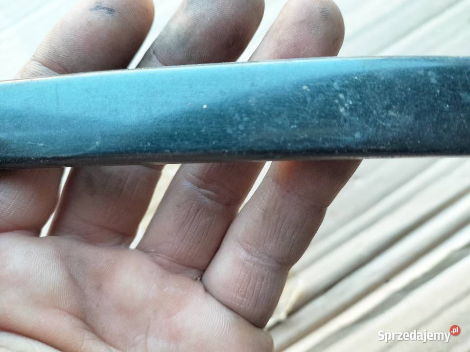 AUDI 80 B4 LISTWA BLENDA POD LAMPE PRAWA Kamień-Kolonia