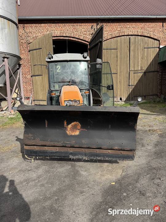 MasseyFerguson w zestawie zimowym Luboń sprzedam