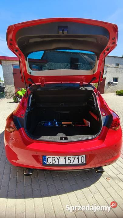 Astra j 14turbo z LPG zadbana w stanie tempomat Astra Dębowiec