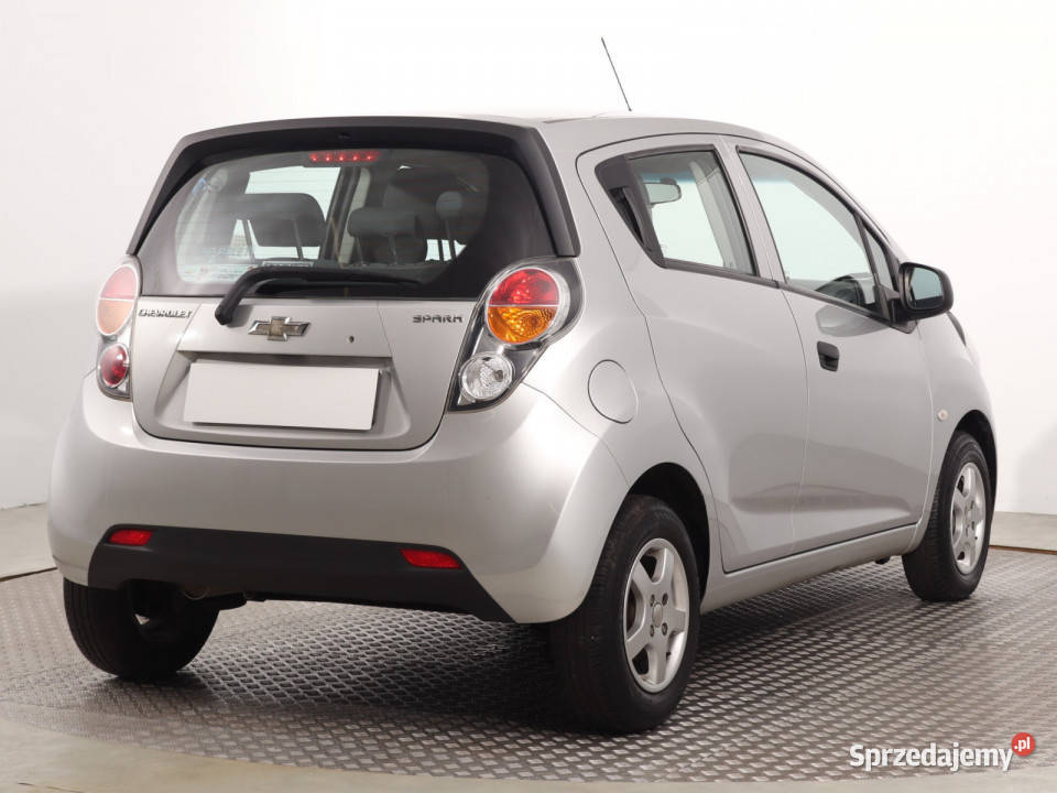 Chevrolet Spark 10 16V srebrny