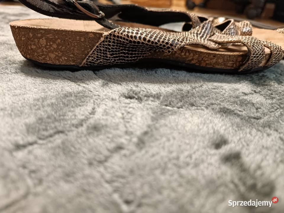 Sandały r 36 złote wężowy wzór Katowice