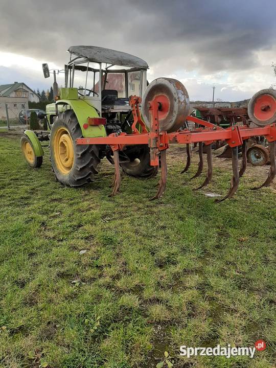 Ursus C4011 z pługiem 3 skibowy obrotowy firmy dolnośląskie Kłodzko