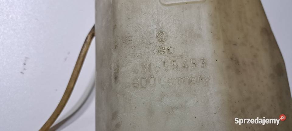 Zbiornik spryskiwaczy 431955453 Audi 80 B2 VW Zbiorniki płynu do spryskiwaczy
