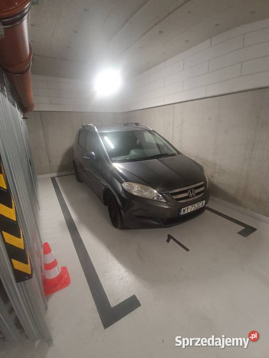 Honda FR-V