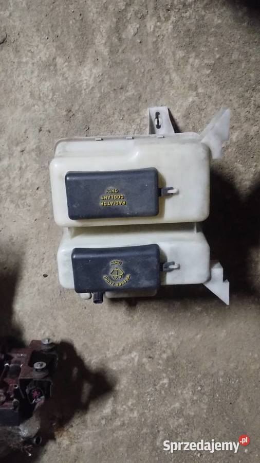 Zbiorniczek płynu chłodzącego spryskiwaczy ford podkarpackie Besko