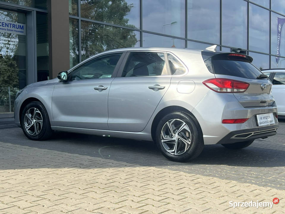 Hyundai i30 15DPI 110 Smart Salon Polska asystent pasa ruchu Piotrków Trybunalski