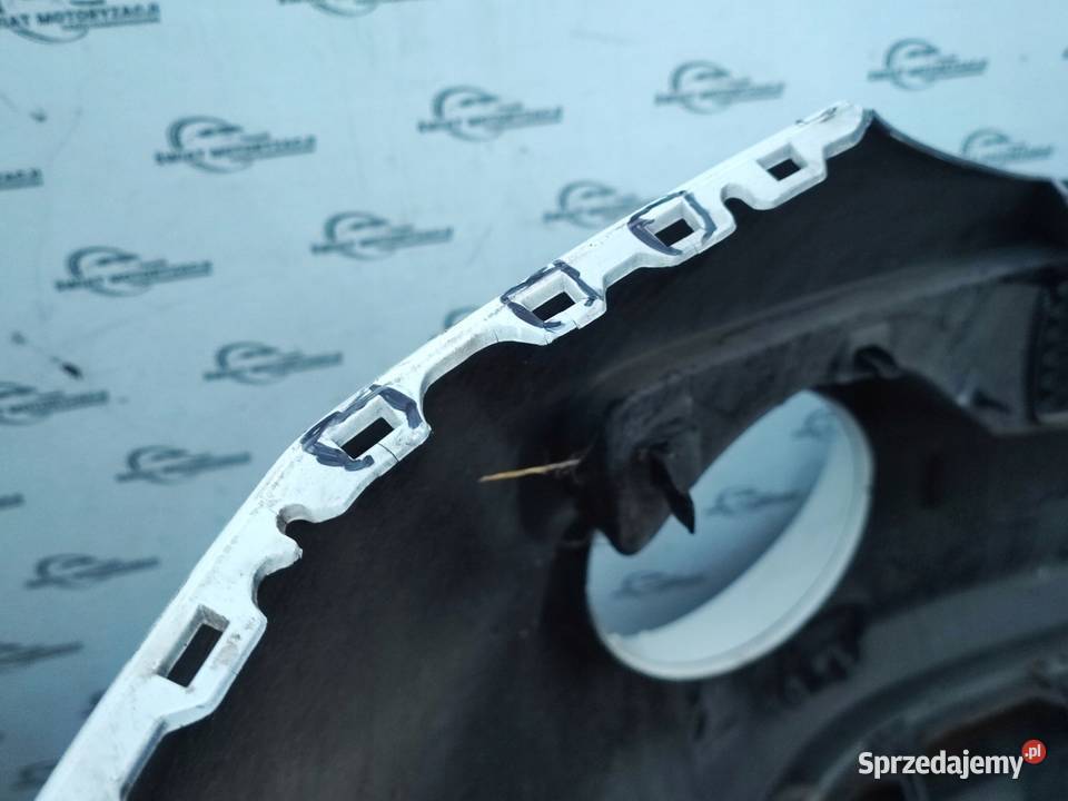 NISSAN JUKE 10r zderzak przód Kielce sprzedam