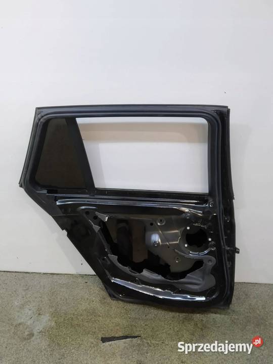 DRZWI LEWE TYŁ KOMBI TOURING CZARNE LIFT Bmw