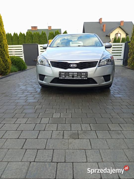 Kia Ceed 14 benzyna 109 Dębica sprzedam