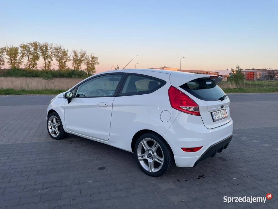 Ford fiesta mk7 2010R Ford fiesta mk7 2010r 184 Samochody osobowe