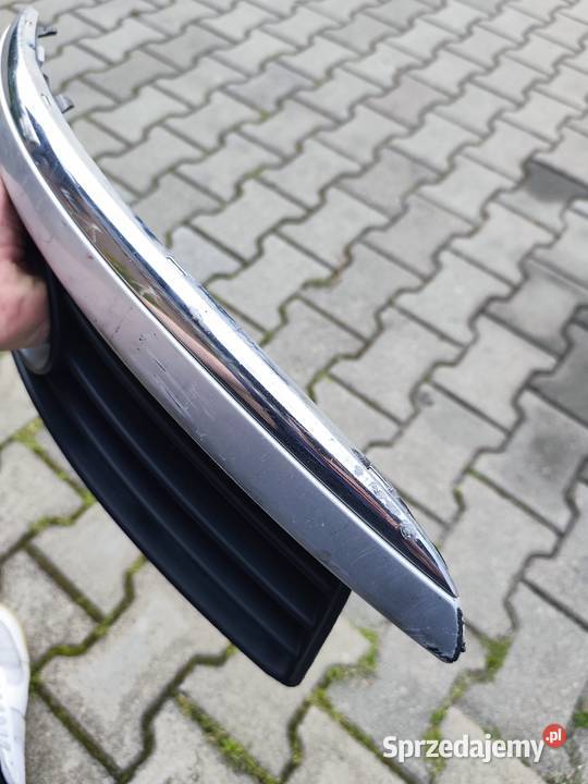 Prawa kratka zderzaka vw Jetta 3 golf 5 kombi sprzedam