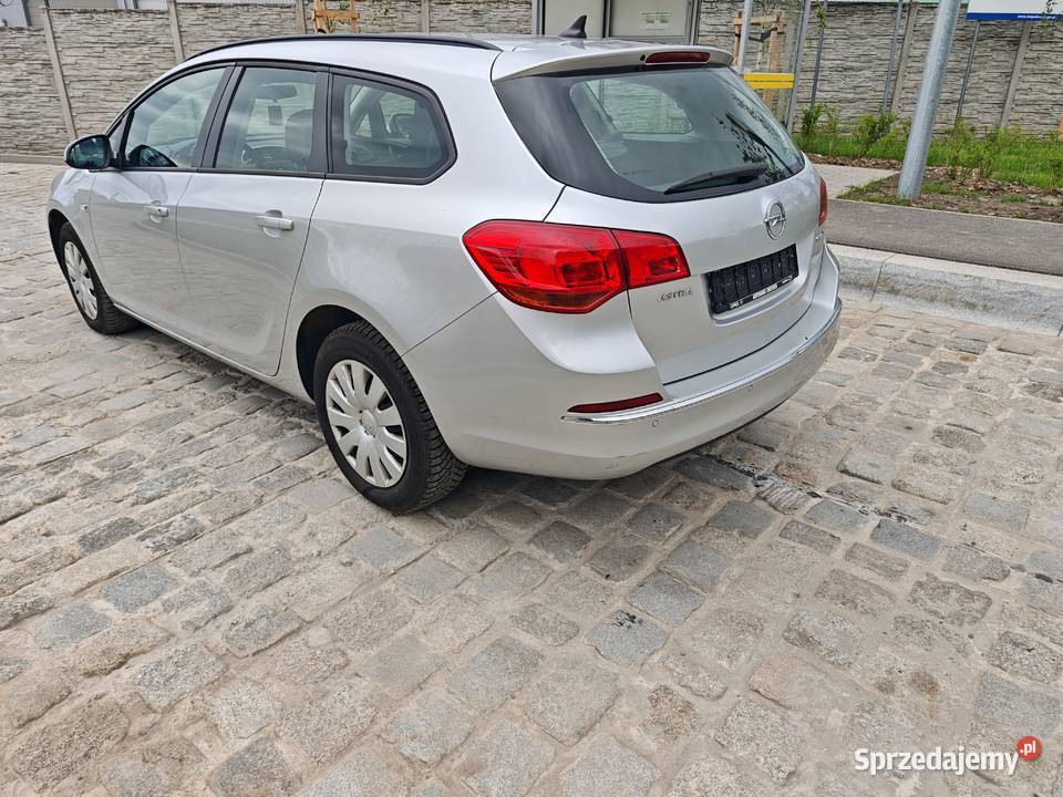 Opel Astra J Sports Tourer 16cdti elektryczne lusterka Astra Wałbrzych