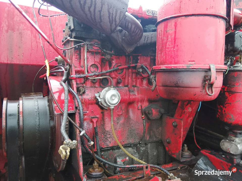 Kombajn zbożowy Massey Ferguson 187 z Skaryszew