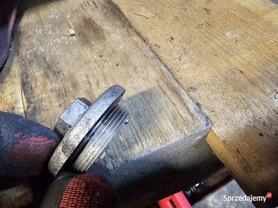 Yamaha SR 125 korek spustowy oleju sr125 zlewowy