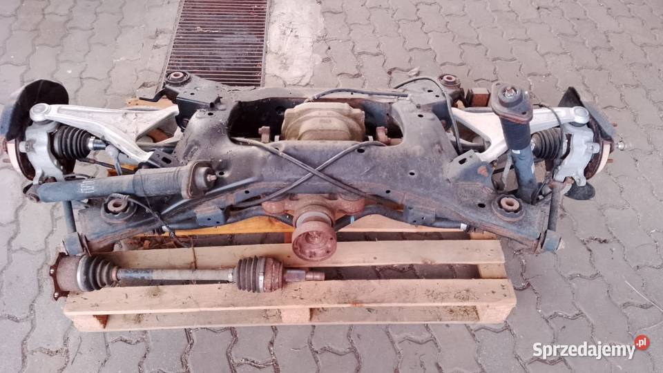 Sanki tylne zawieszenie belka Infiniti QX70 Rok produkcji 2012 mazowieckie Warszawa