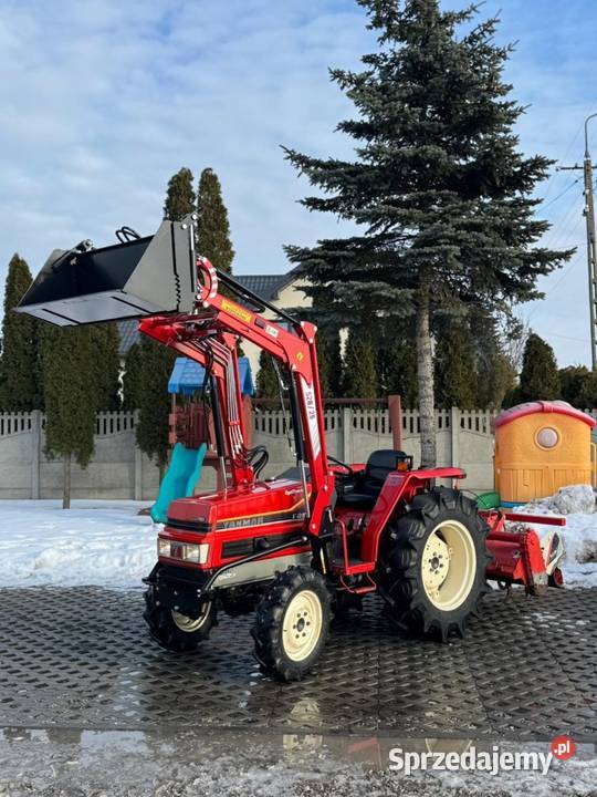 YANMAR F2654X4 26 Wspomag Zarejestrowany mazowieckie Biskupice