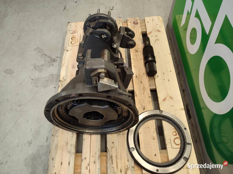 Zwolnica tylna Massey Ferguson 6714 4365266H0 Pozostałe Wilkowo