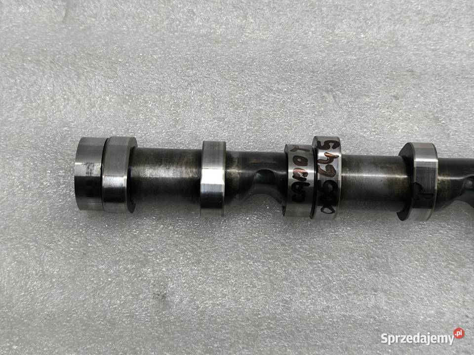WAŁEK ROZRZĄDU PRAWY 16TDI VW CADDY III 03L101B