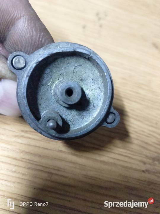 Pokrywa komory pływakowej gaźnika k 36 i Łubno