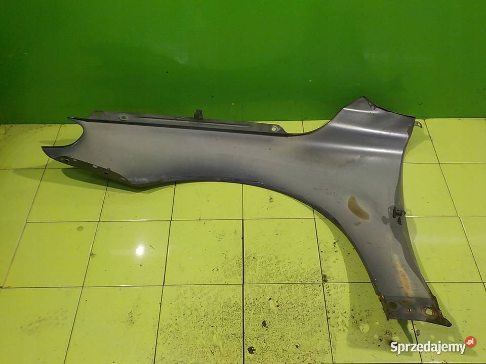 VOLVO V70 III 24 D5 08r KOMBI blotnik prawy osobowe