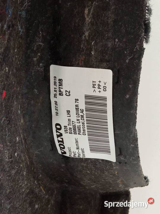 TAPICERKA BOCZEK BAGAŻNIKA LEWY TYŁ 32234352